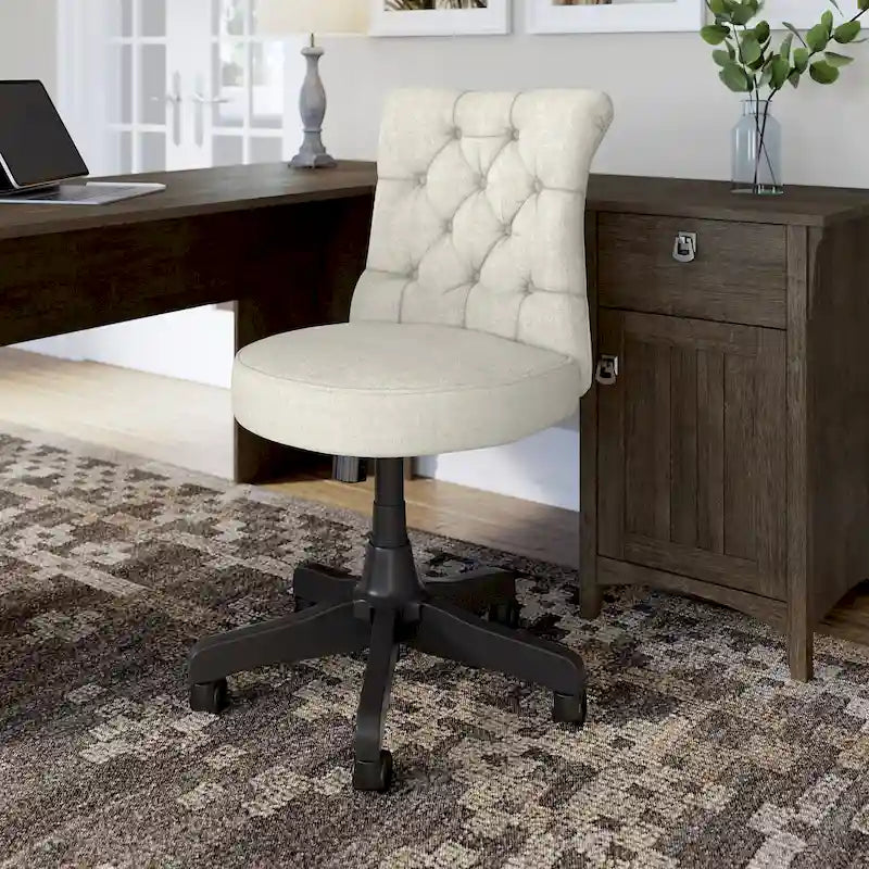 Chaise de bureau sans accoudoirs à dossier mi-hauteur capitonné, avec hauteur réglable et base pivotante