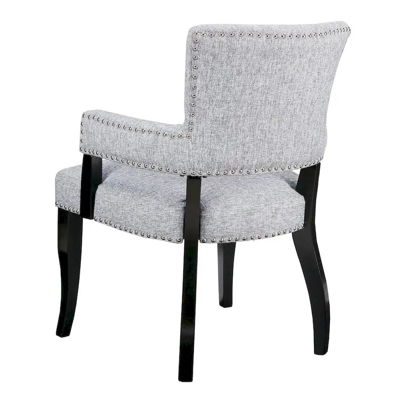 Chaise de salle à manger capitonnée avec accoudoirs, garniture cloutée et rembourrage en mousse haute densité — Cadre en bois d'hévéa