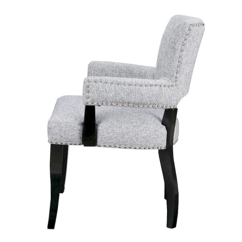 Chaise de salle à manger capitonnée avec accoudoirs, garniture cloutée et rembourrage en mousse haute densité — Cadre en bois d'hévéa