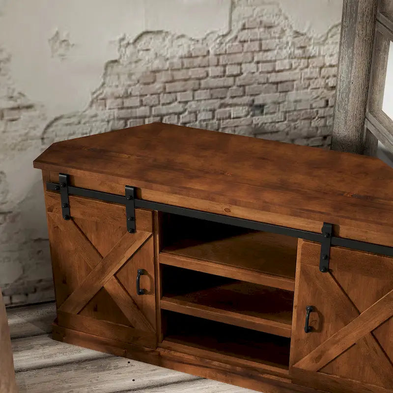 Meuble TV d'angle de ferme de 56 pouces avec portes coulissantes et finition Chêne Vieilli