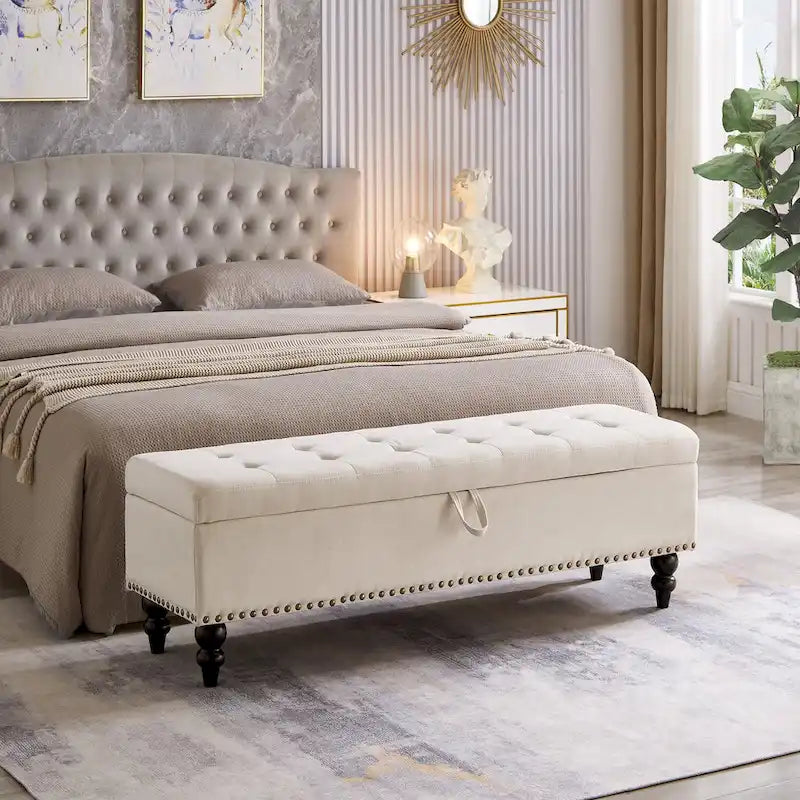 Banc de rangement capitonné avec boutonnage et pieds en bois massif — Banc de bout de lit et pouf