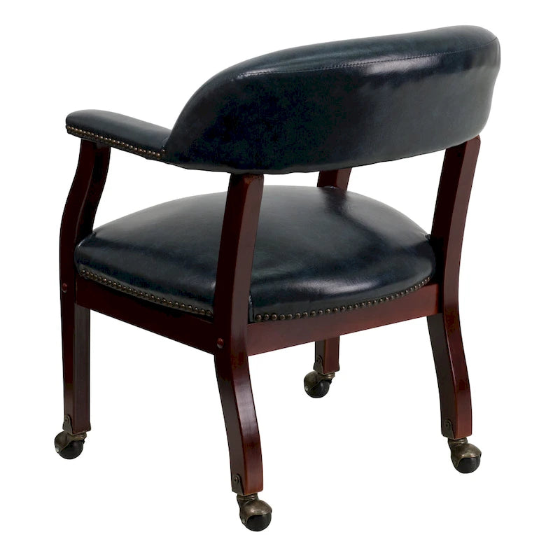 Chaise de conférence traditionnelle rembourrée avec garniture cloutée, dossier ouvert et roulettes
