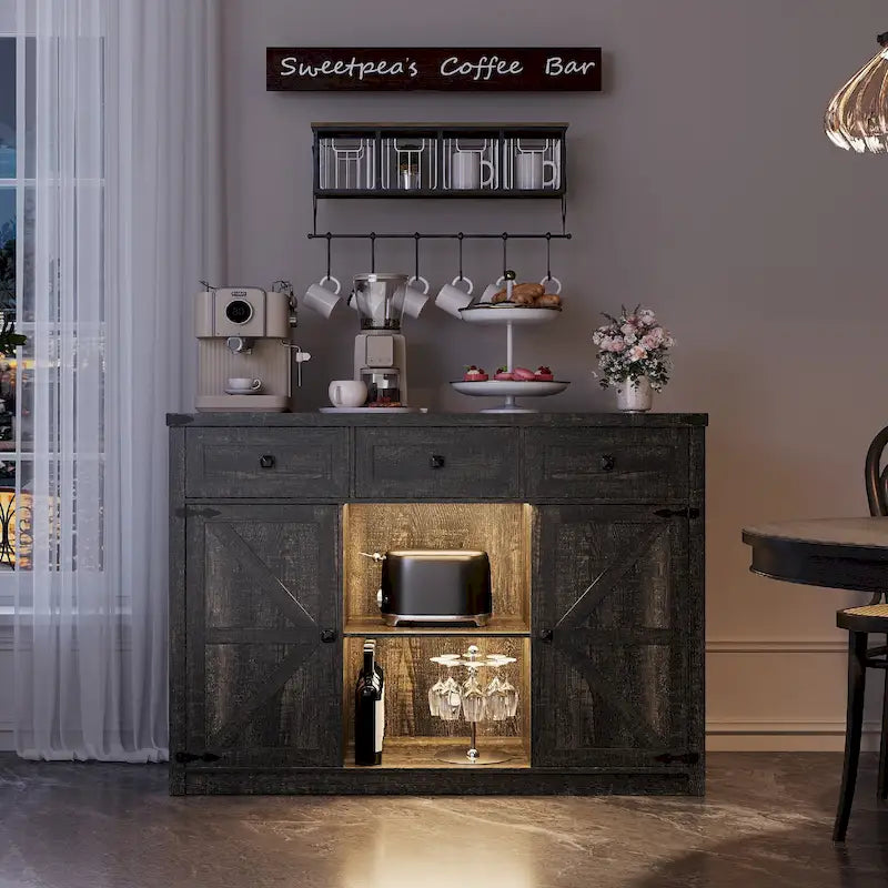 Buffet de ferme avec éclairage LED, prises USB-C et CA, tiroirs et rangements — 119 cm