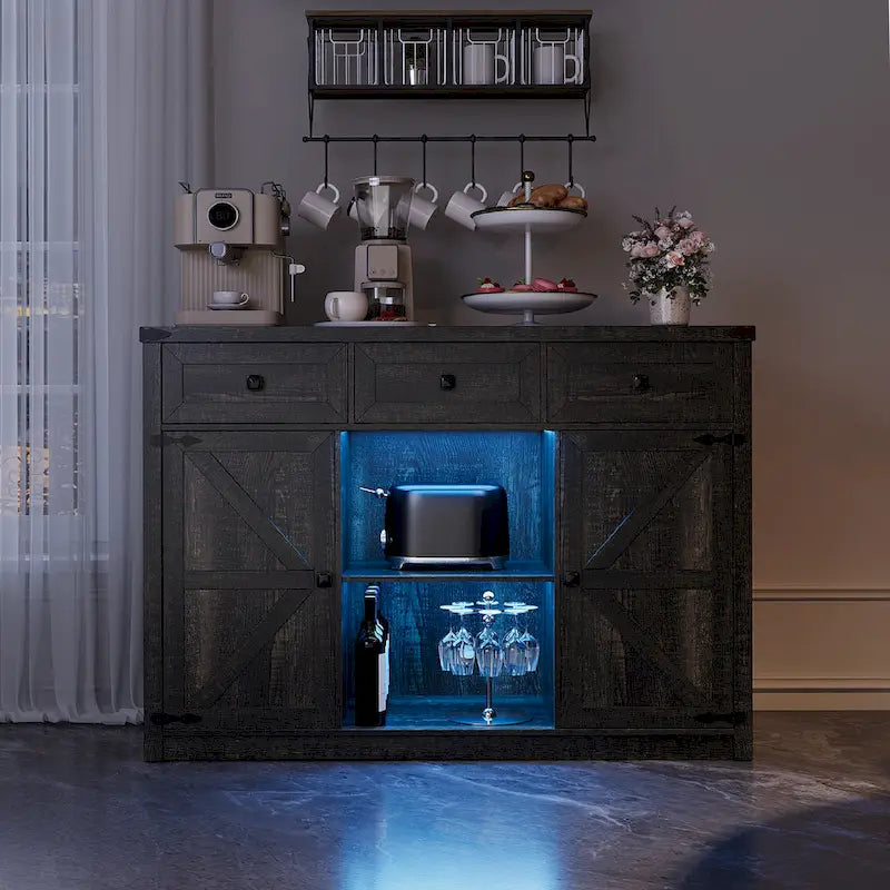 Buffet de ferme avec éclairage LED, prises USB-C et CA, tiroirs et rangements — 119 cm