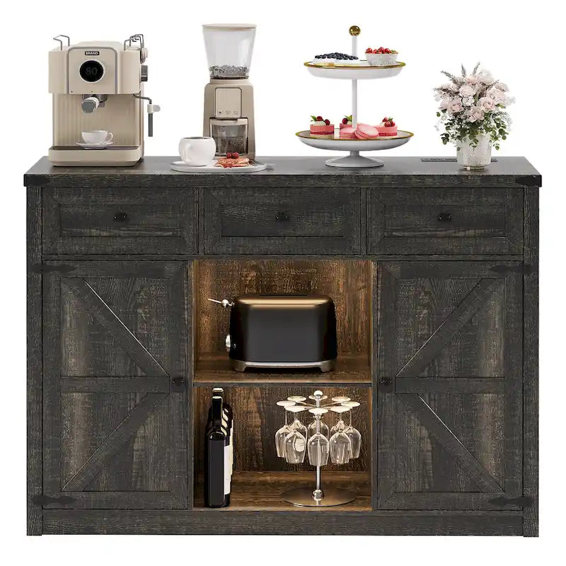 Buffet de ferme avec éclairage LED, prises USB-C et CA, tiroirs et rangements — 119 cm